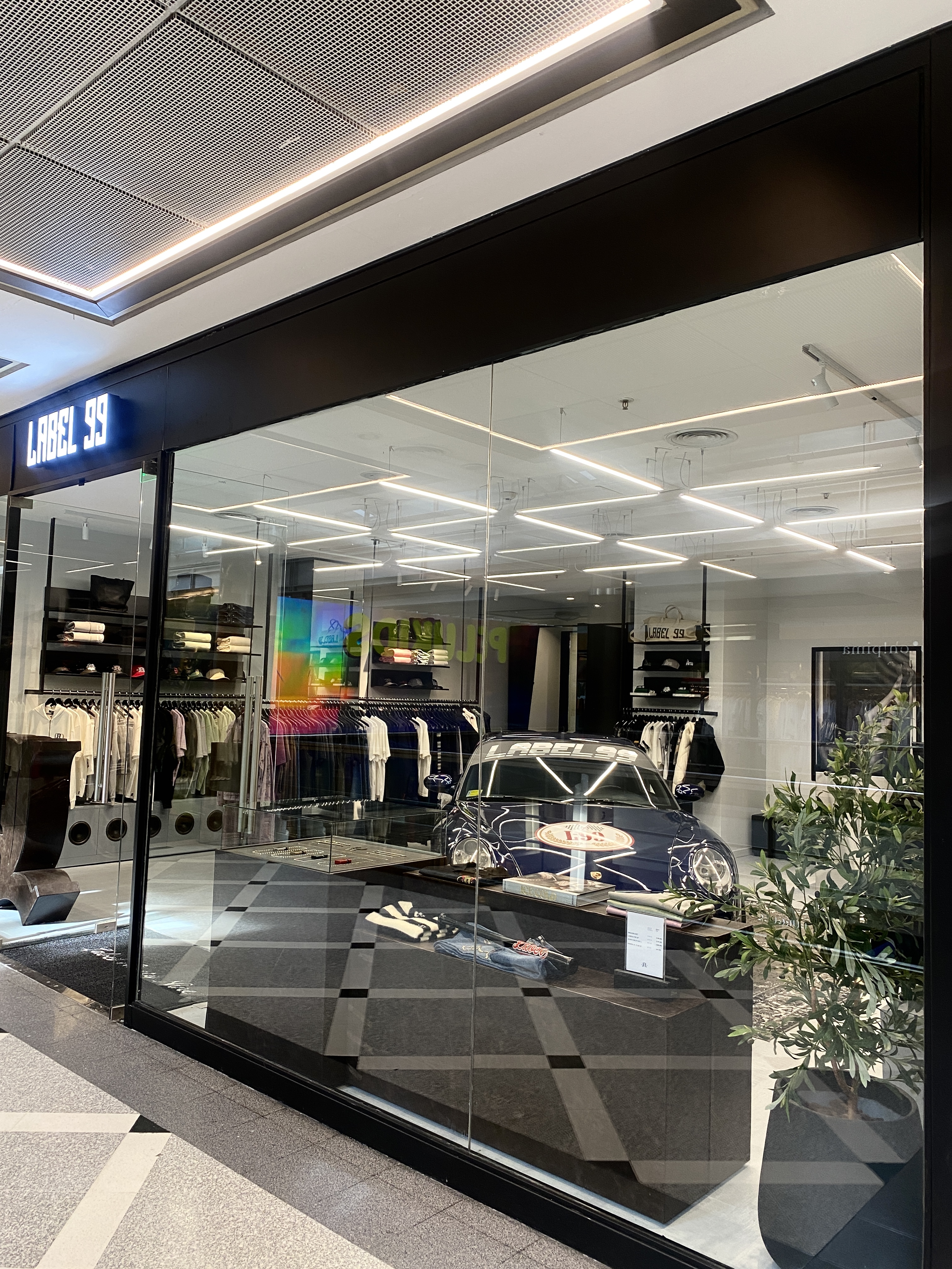 Vidrieras en Paseo Alcorta: Concepto y Disrupción en Buenos Aires